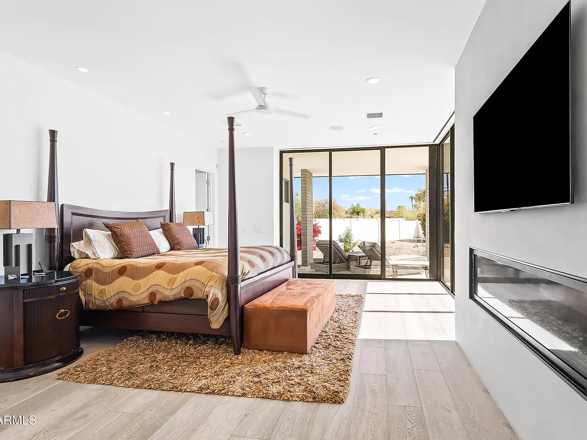 5 Bed