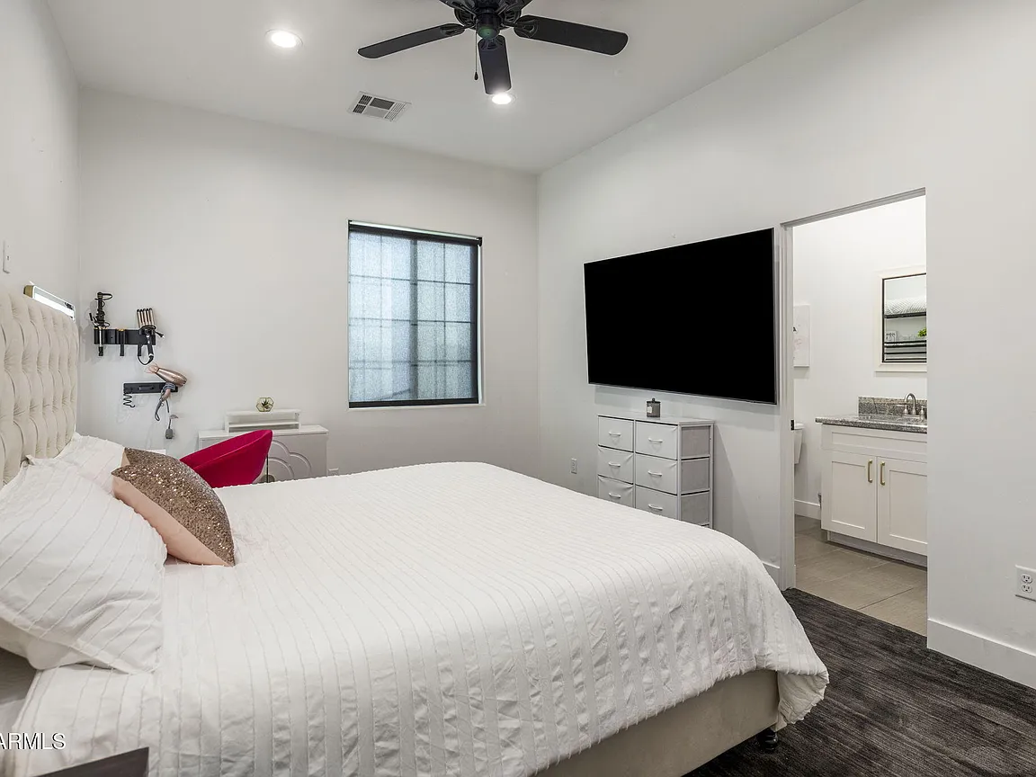 2578 E Claxton Road, Gilbert, AZ 85297