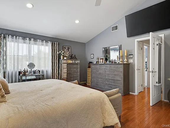 4 Bed